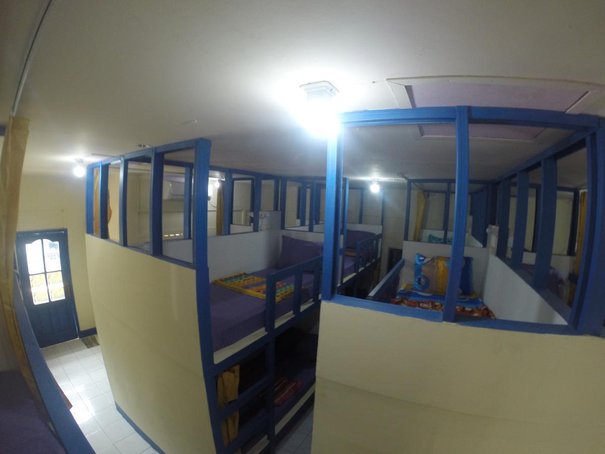 Centro Hostel ラブハン・バジョ エクステリア 写真